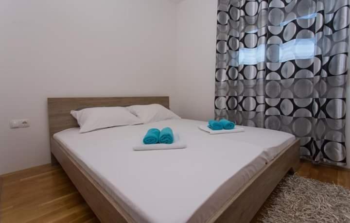 Kaštela Apartman Mila מראה חיצוני תמונה